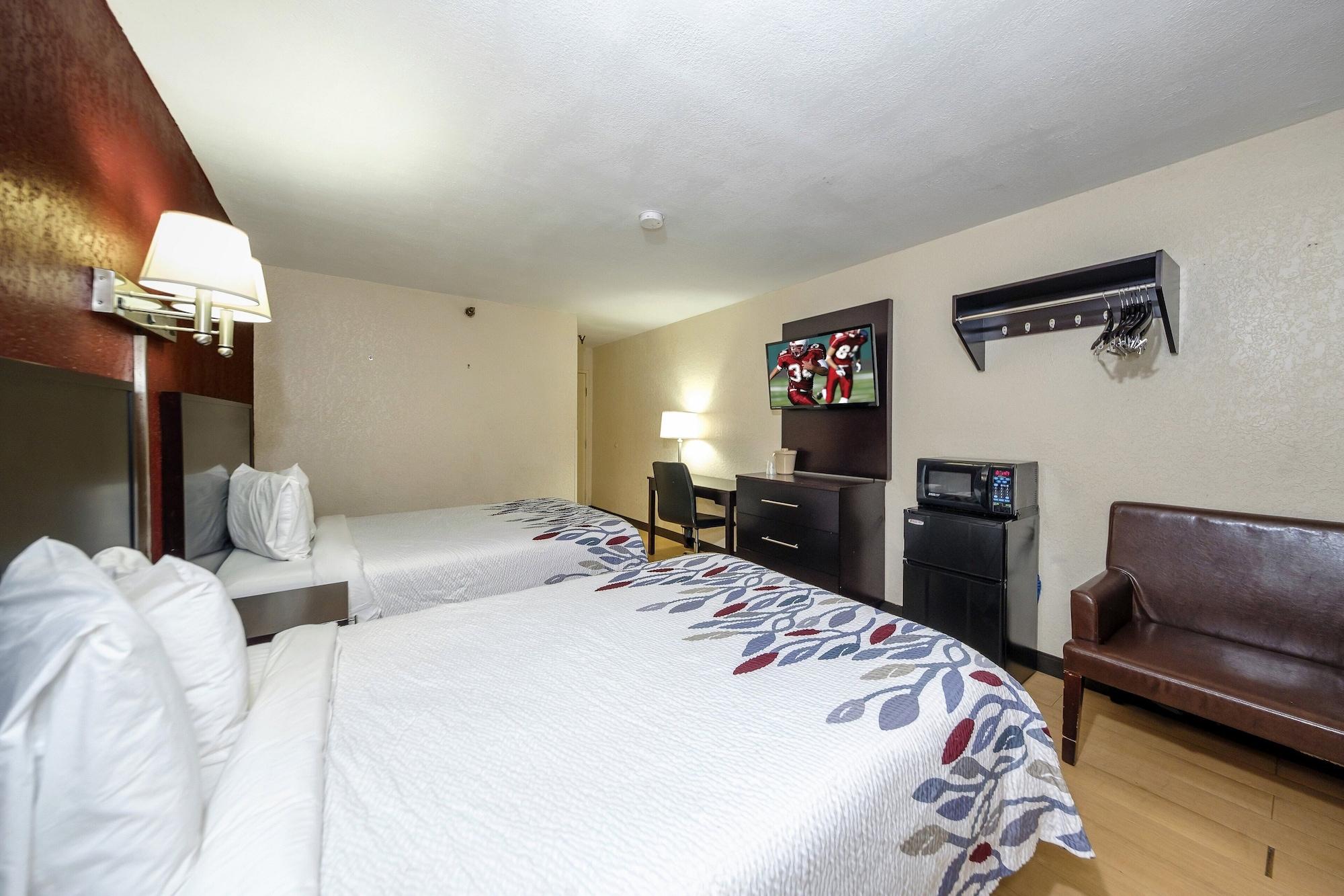Red Roof Inn Jacksonville - Cruise Port Εξωτερικό φωτογραφία