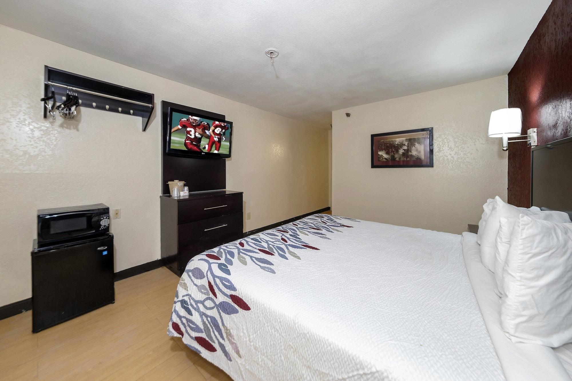 Red Roof Inn Jacksonville - Cruise Port Εξωτερικό φωτογραφία