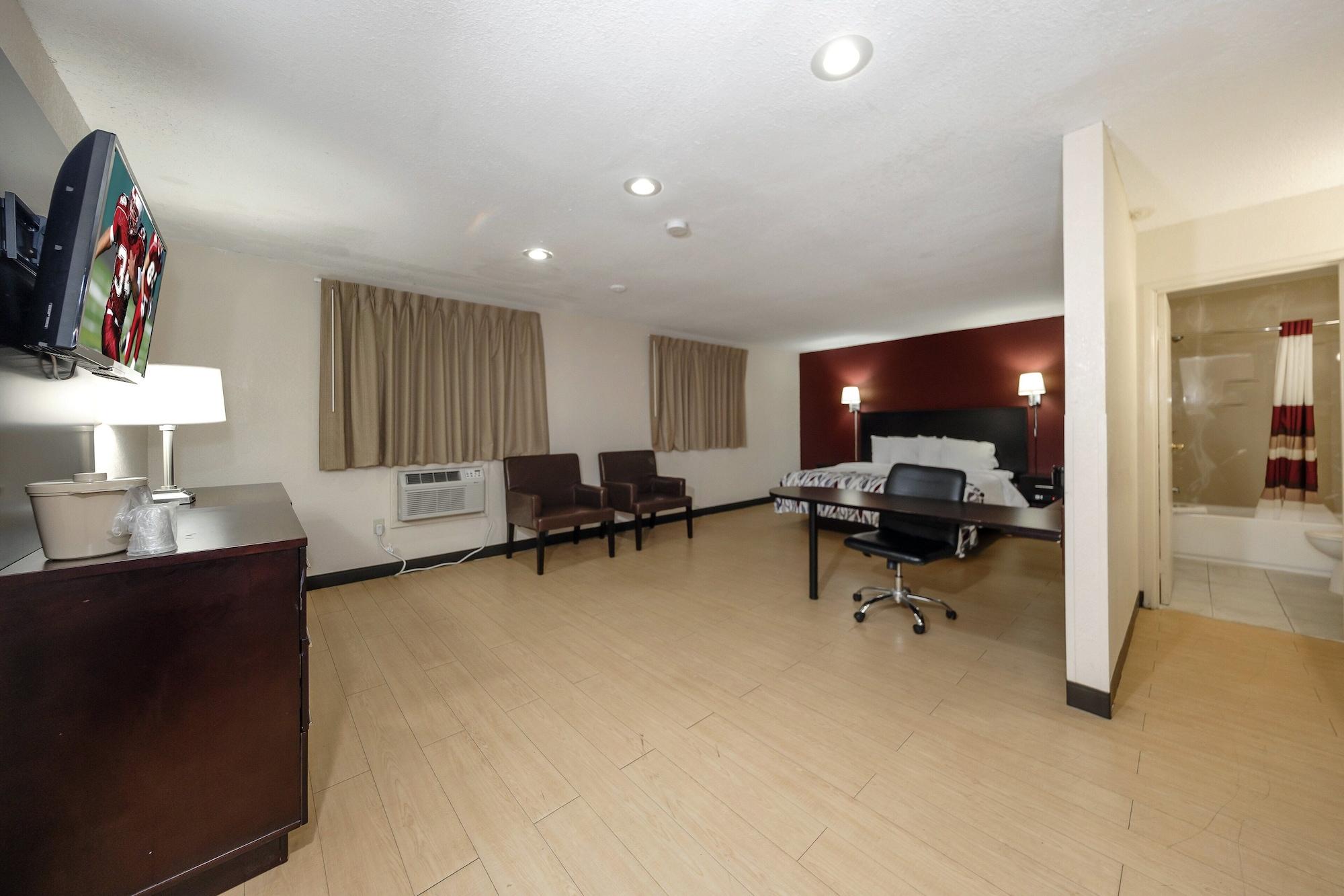 Red Roof Inn Jacksonville - Cruise Port Εξωτερικό φωτογραφία