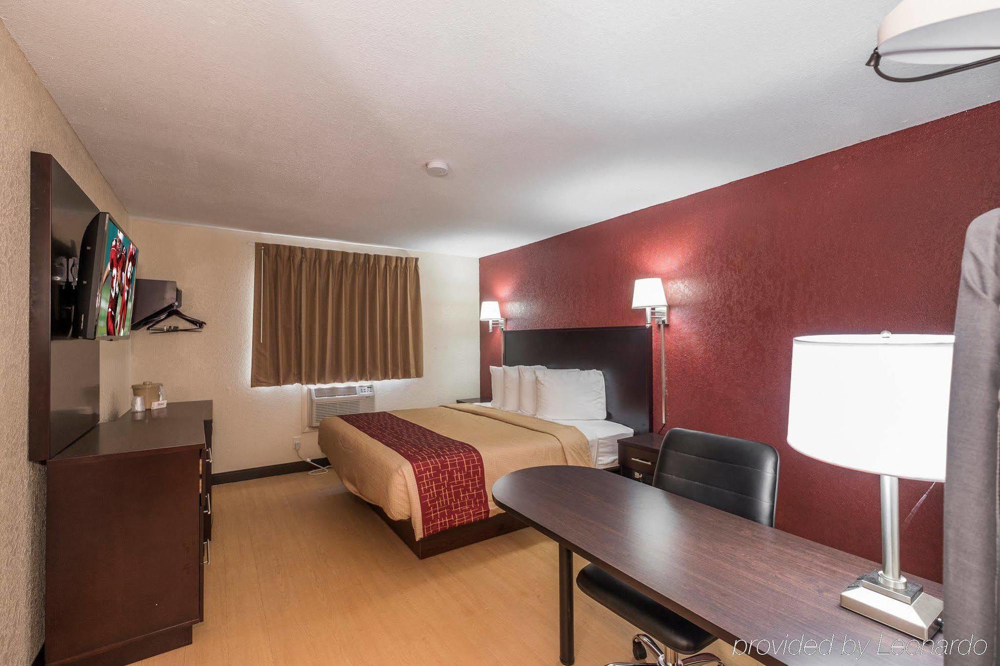 Red Roof Inn Jacksonville - Cruise Port Εξωτερικό φωτογραφία
