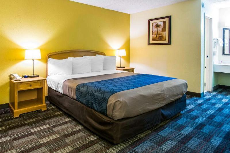 Red Roof Inn Jacksonville - Cruise Port Εξωτερικό φωτογραφία