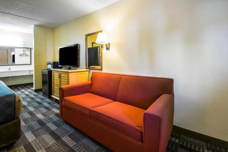 Red Roof Inn Jacksonville - Cruise Port Εξωτερικό φωτογραφία